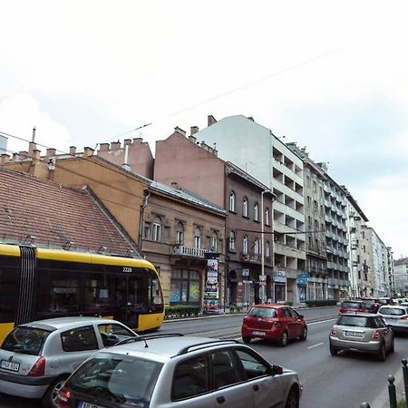 Renovated Design Apartment Close To The Danube Budapest Exteriör bild