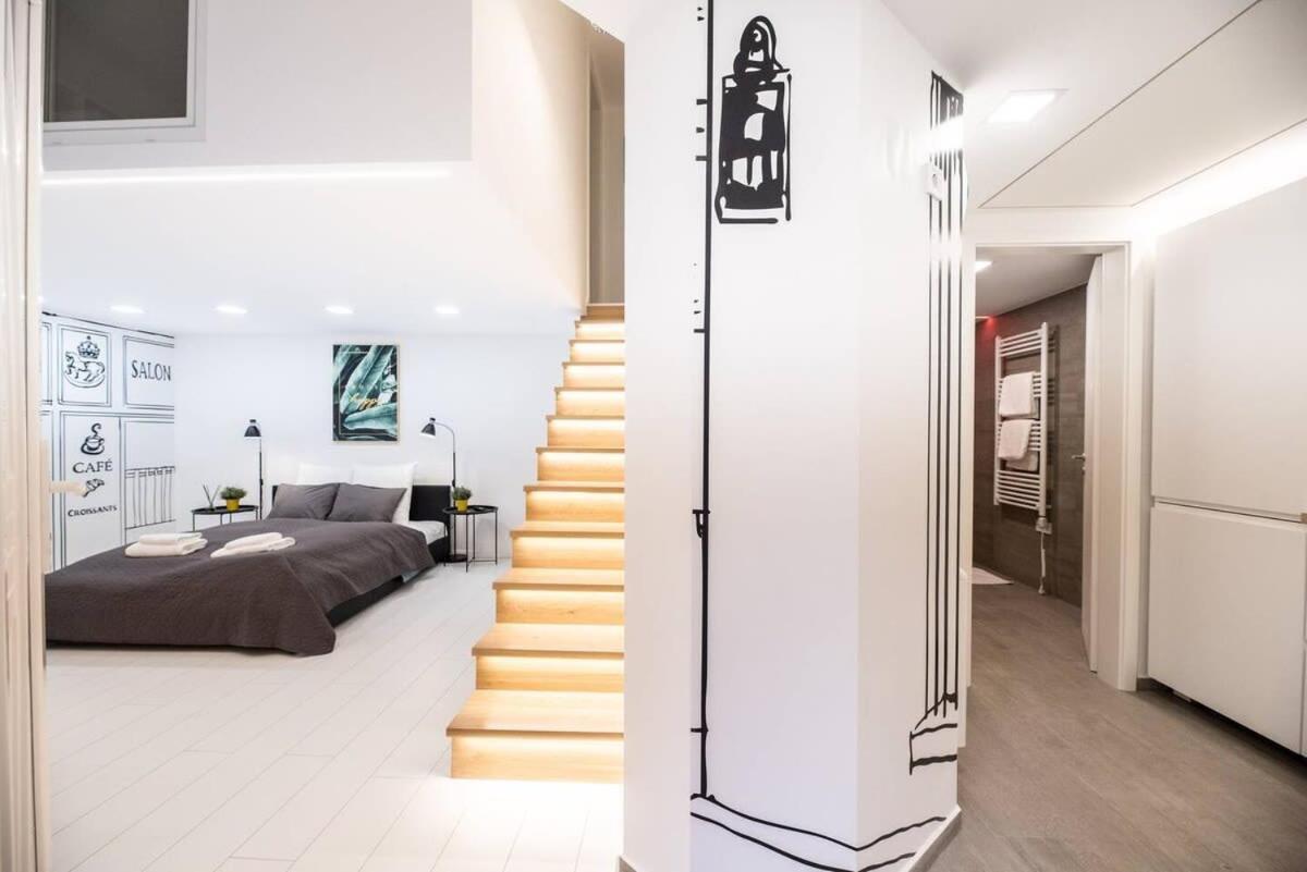 Renovated Design Apartment Close To The Danube Budapest Exteriör bild